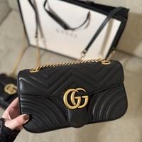 شنطة قوتشي كلاسيك