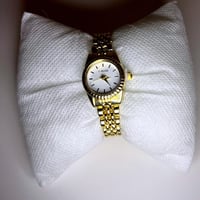 ساعات مواليد بنات