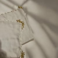 مدورة تراثية شغل يدوي أناقة تقليدية.