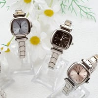 ساعة تشارمزفضي (مينافقط) تتركب مع اسوارة تشارمز