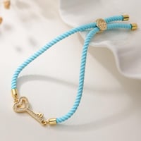 اسوارة قيطان مميزة