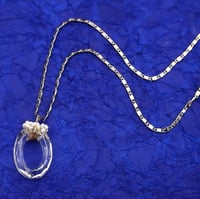 سلسال مطلي ثابت اللون مرصع بالحجر الصناعي الفخم