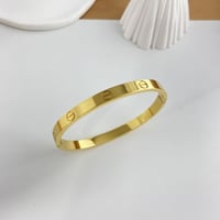 اسوارة كارتير من التيتانيوم استيل المميز