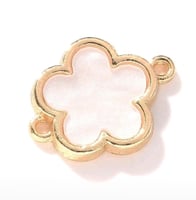 تعليقة خاصه للاساور