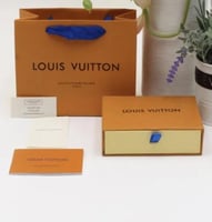 ملحقات لويس فيتون