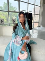 عباية نص كلوش قماش كريب احساس مع تدخيلات