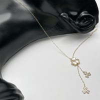 سلسلة وردة طويلة صدفة