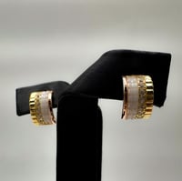 حلقان ذهب ثلاث الوان