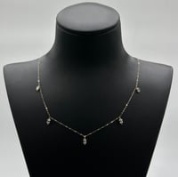 سلسال ذهب شوكر احجار فانوسية عيار 18