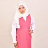 مريول ابتدائي وردي شيال بقصة رسمية وزم مطاطي من ال...