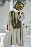 عبايات تخرج 2025 رمادي مع زيتي-متجر فرح