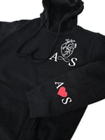 بلوفر الهبة حرفان وقلب بحب لاينتهي-متجر فرح