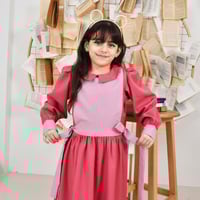 مريول أبتدائي بتدخيلة قماش الكاروهات