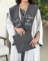 عبايات تخرج لسنه2025 لون رمادي-متجر فرح