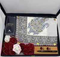 بوكس شال كشميري شتوي رجالي–مع قلم وكبك وعطر