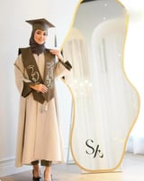 عباية تخرج لون تفاحي مع وشاح زيتي-متجر فرح