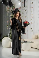 عبايات تخرج لون أسود مع وشاح مخمل-متجر فرح