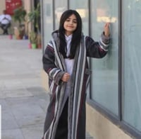 فروة رصاصي مبطنة بفرو أسود-متجر فرح