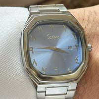 ساعة ( كاتيرا ) ارقام عربية