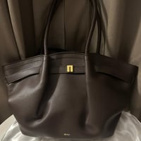 بني قهوه جلد