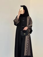 عباية لمسة بادية