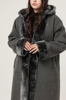 فروه نسائي قماش مخمل مطرزه