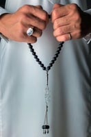 سبحه بالاسم رجالي نسوي حسب الطلب