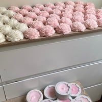 شمعة الورد الحجم الكبير ، معطرة