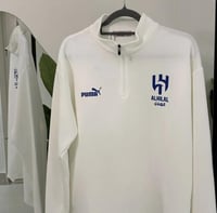 سويتر الهلال فتحه اصبع