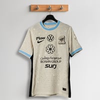 تيشيرت براق جميع الأندية حسب طلب