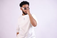 تيشيرت اليوم الوطني السعودي بشعار خلفية الامير محم...