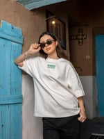 تيشيرت اليوم الوطني السعودي بشعار خلفية الامير محم...