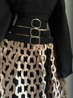 فستان سلاسل الذهب