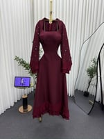 فستان برغندي كم تطريز