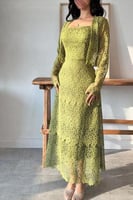 فستان دانتيل للعيد