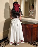 فستان ورود أبيض ناعم