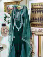 جلابية مخمل زيتي للنأسيس