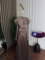 فستان تَرَاتيل الدانتيل