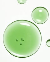 سيروم أزيلايك أسيد 10% + هيالورون لبشرة هادئة ومشر...