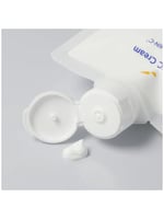 كريم سي سي لترطيب وتفتيح البشرة برائحة الجريب فروت...