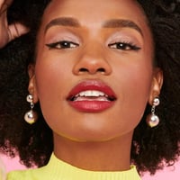 قلم محدد العيون رولر لاينر فيلت تيب من بنفت , سود