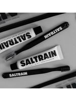 طقم للسفر معجون منعش بالنعناع مع فرشاة أسنان من سا...