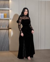 الاسود