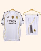 بدلة ريال مدريد البيضاء الكاملة 2026 - طقم المرينغ...