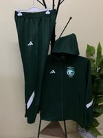 طقم شتوي المنتخب السعودي 2026 بلوفر بسحاب وغطاء رأ...