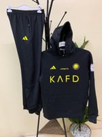 طقم شتوي اسود نادي النصر 2026 تصميم رياضي رسمي بال...