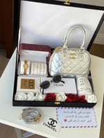 طقم هدايا نسائي فاخر