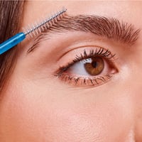 ايسنس ماسكرا لاش آند برو للرموش والحواجب – شفاف –...