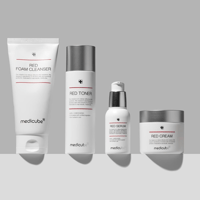 سيروم ميديكيوب الأحمر 2.0 – ترطيب مكثف وتنظيم الزي...