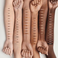 ماك كريم اساس سائل ستوديو فكس - 30مل NC35